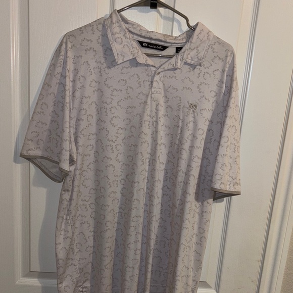 Travis Mathew Light Gray Patterned Polo Shirt - Picture 1 of 2